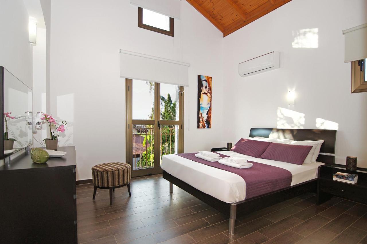 Villa Regina Agia Napa Exterior foto