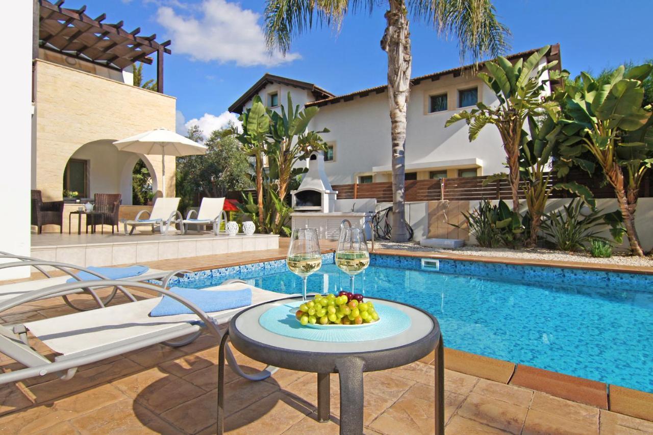 Villa Regina Agia Napa Exterior foto